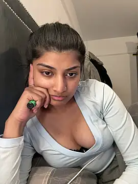 Snapshot of naughtywhisper784 chatting on July 4, 3:51 pm naughtywhisper784 online show from July 4, 3:51 pm