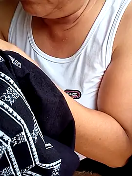 Snapshot of Bong_sexy chatting on June 29, 8:31 am Bong sexy online show from June 29, 8:31 am