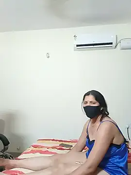 Snapshot of WildHOT_SEXCOOPLE chatting on May 22, 6:13 pm WildHOT SEXCOOPLE online show from May 22, 6:13 pm