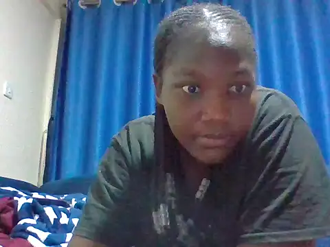 Snapshot of queen_sucker chatting on May 21, 3:41 pm queen sucker online show from May 21, 3:41 pm