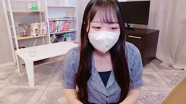Snapshot of Mei--chan-- chatting on July 21, 4:37 am Mei--chan-- online show from July 21, 4:37 am