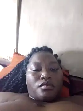 Snapshot of Cute-mish chatting on June 16, 7:27 pm Cute-mish online show from June 16, 7:27 pm