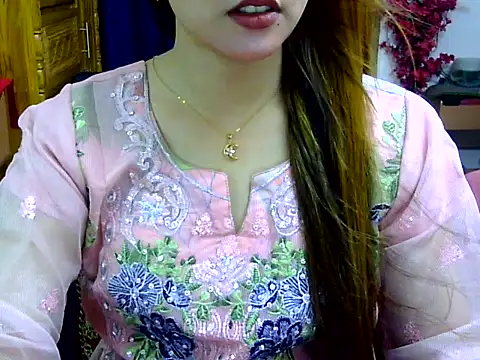 Snapshot of Adiba_Obu_20 chatting on June 7, 11:14 am Adiba Obu 20 online show from June 7, 11:14 am