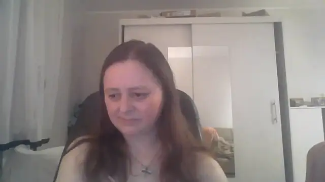Snapshot of TaylorLovely chatting on June 20, 8:11 pm TaylorLovely online show from June 20, 8:11 pm