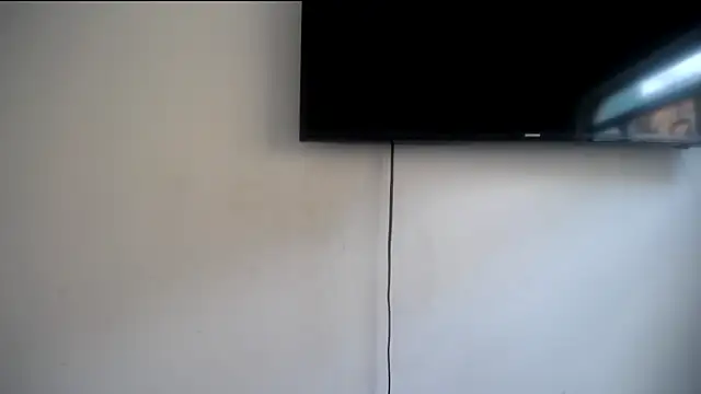Snapshot of Fox_Loves chatting on June 10, 7:13 pm Fox Loves online show from June 10, 7:13 pm
