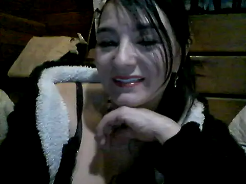 Snapshot of Anlly_garcia002 chatting on June 9, 6:47 am Anlly garcia002 online show from June 9, 6:47 am