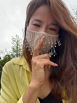 kiss loo online show from June 14, 2:24 am