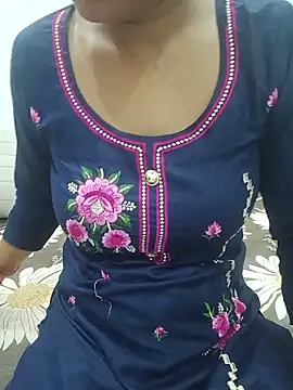 Snapshot of sexy_ladoo chatting on June 18, 8:25 am sexy ladoo online show from June 18, 8:25 am