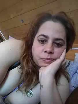 Snapshot of darkellie chatting on May 25, 12:22 pm darkellie online show from May 25, 12:22 pm