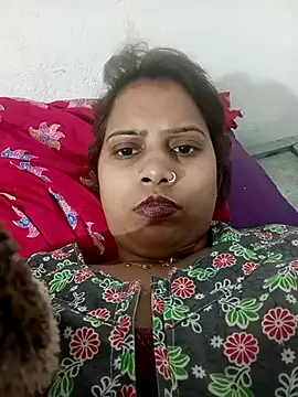 Snapshot of Pooja578 chatting on May 25, 7:31 pm Pooja578 online show from May 25, 7:31 pm