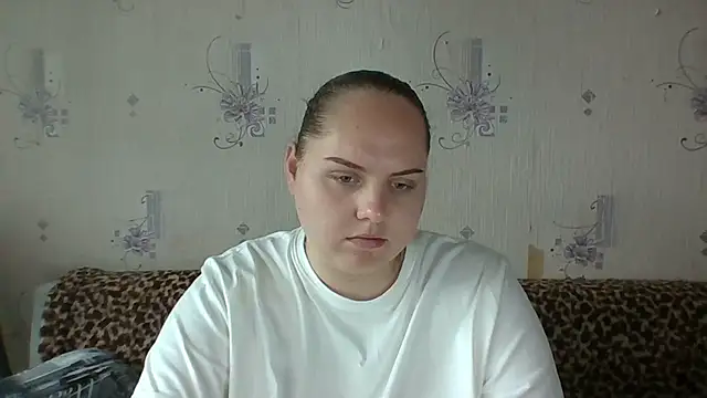 Snapshot of SoftHypnose chatting on August 3, 9:04 am SoftHypnose online show from August 3, 9:04 am
