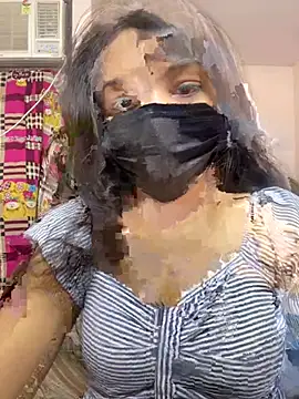 Snapshot of Flirty_Apsara chatting on May 26, 7:10 pm Flirty Apsara online show from May 26, 7:10 pm