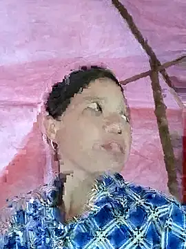 Snapshot of Elfledaa chatting on June 10, 12:44 am Elfledaa online show from June 10, 12:44 am