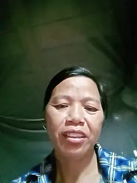 Snapshot of Elfledaa chatting on June 21, 10:12 pm Elfledaa online show from June 21, 10:12 pm