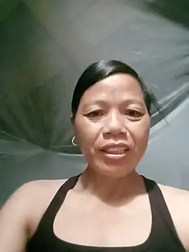 Snapshot of Elfledaa chatting on June 25, 9:41 pm Elfledaa online show from June 25, 9:41 pm