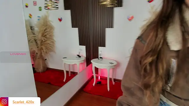 Snapshot of Scarlett__Cooper__1 chatting on June 25, 1:59 pm Scarlett Cooper 1 online show from June 25, 1:59 pm