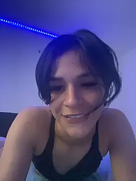 Snapshot of brankinhahott chatting on June 29, 1:22 pm brankinhahott online show from June 29, 1:22 pm