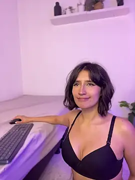 Frrancesca  online show from June 12, 3:49 am