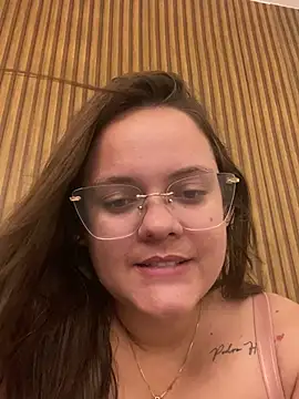 Snapshot of Laryssinha_69 chatting on July 1, 1:51 am Laryssinha 69 online show from July 1, 1:51 am