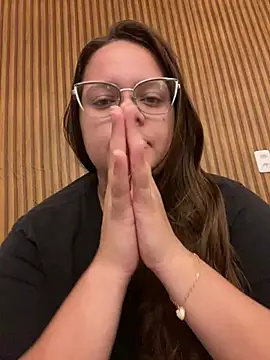 Snapshot of Laryssinha_69 chatting on July 4, 10:54 am Laryssinha 69 online show from July 4, 10:54 am