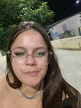 Snapshot of Laryssinha_69 chatting on July 12, 10:12 pm Laryssinha 69 online show from July 12, 10:12 pm