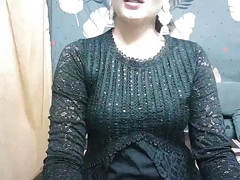 Snapshot of lustygirl01 chatting on June 13, 12:03 pm lustygirl01 online show from June 13, 12:03 pm