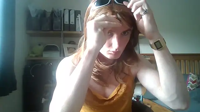 Snapshot of Gabriella_x21 chatting on June 18, 11:47 am Gabriella x21 online show from June 18, 11:47 am