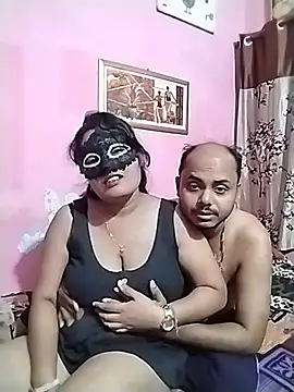 Snapshot of RendingSpa chatting on June 9, 12:44 am RendingSpa online show from June 9, 12:44 am