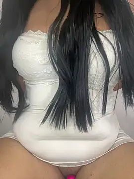 Snapshot of BigAss_Silva chatting on May 27, 6:10 am BigAss Silva online show from May 27, 6:10 am
