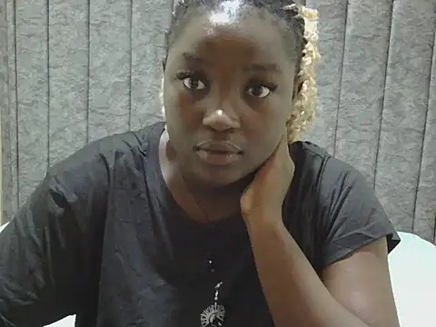 Snapshot of Ebonydol1 chatting on May 26, 7:48 am Ebonydol1 online show from May 26, 7:48 am