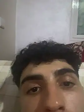 Snapshot of Adammhotty chatting on July 10, 3:33 am Adammhotty online show from July 10, 3:33 am