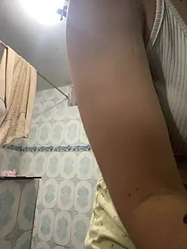 Snapshot of -Cattleya- chatting on June 28, 2:01 pm -Cattleya- online show from June 28, 2:01 pm