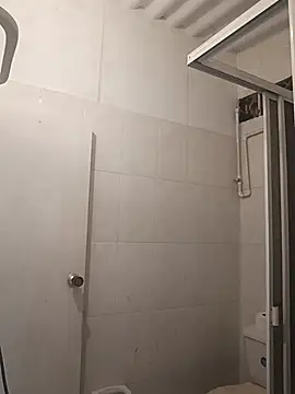 Snapshot of Matilda_russou chatting on July 11, 11:39 pm Matilda russou online show from July 11, 11:39 pm