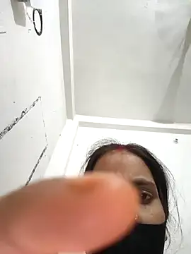 Snapshot of Neha-ji chatting on July 10, 2:30 pm Neha-ji online show from July 10, 2:30 pm