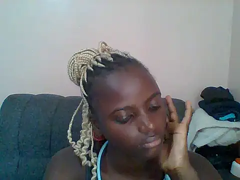 Snapshot of Beauty-Anka chatting on July 1, 5:53 am Beauty-Anka online show from July 1, 5:53 am