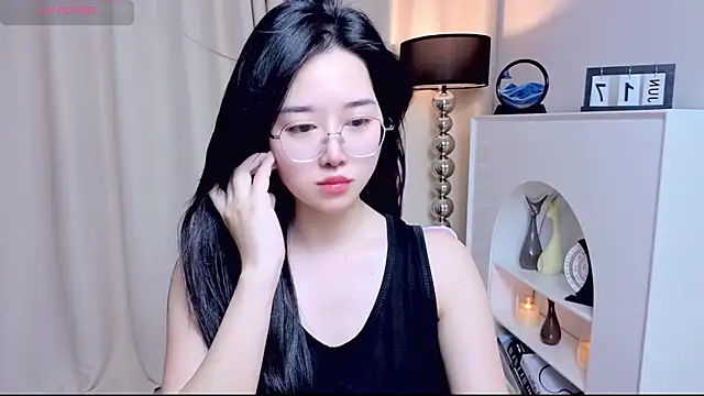 miuu6868 online show from June 17, 2:03 am