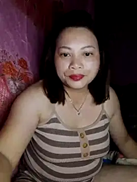 Snapshot of Qie_qir chatting on July 3, 3:40 pm Qie qir online show from July 3, 3:40 pm