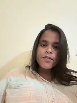 Snapshot of varsha_00 chatting on May 31, 4:25 pm varsha 00 online show from May 31, 4:25 pm