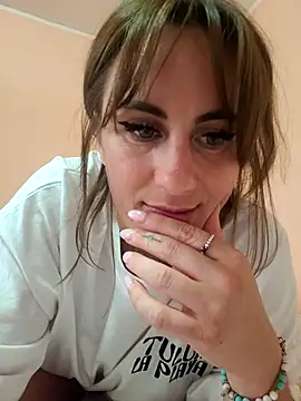 Snapshot of sexynipple16 chatting on July 8, 3:49 pm sexynipple16 online show from July 8, 3:49 pm