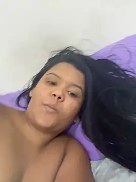Snapshot of Eumileninha chatting on June 1, 10:11 pm Eumileninha online show from June 1, 10:11 pm
