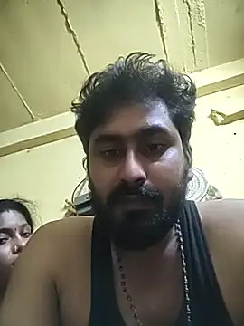 Snapshot of Housewife-desi chatting on May 26, 5:09 pm Housewife-desi online show from May 26, 5:09 pm