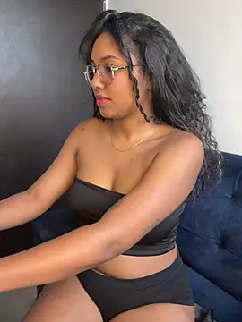 Snapshot of IamBlackmoon chatting on July 3, 8:04 pm IamBlackmoon online show from July 3, 8:04 pm