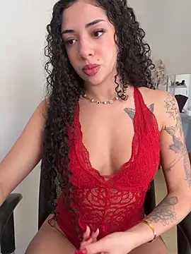 Snapshot of Sereia_camgirl chatting on July 15, 5:40 pm Sereia camgirl online show from July 15, 5:40 pm