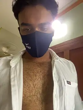 Snapshot of victoriiooo chatting on May 25, 7:36 am victoriiooo online show from May 25, 7:36 am