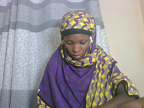 Snapshot of Sweet_Pinkpussy chatting on June 22, 6:27 pm Sweet Pinkpussy online show from June 22, 6:27 pm