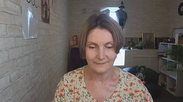 Snapshot of Mabel_Magic chatting on June 10, 12:37 pm Mabel Magic online show from June 10, 12:37 pm
