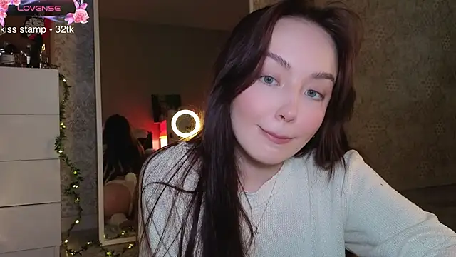 Snapshot of Astral_Muse_ chatting on June 19, 2:32 pm Astral Muse online show from June 19, 2:32 pm