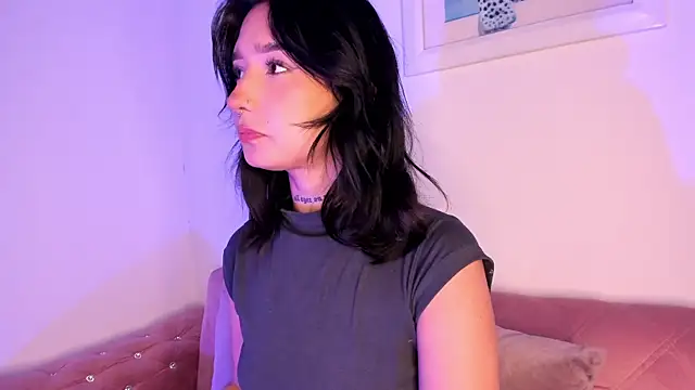 Snapshot of SophieMoneet chatting on July 10, 12:41 pm SophieMoneet online show from July 10, 12:41 pm