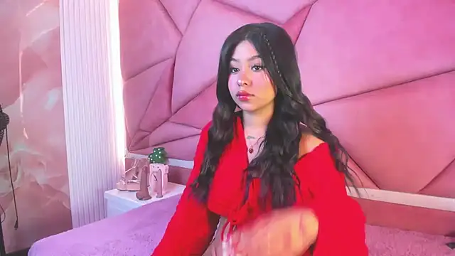 Snapshot of Sofirose_111 chatting on July 9, 2:21 pm Sofirose 111 online show from July 9, 2:21 pm