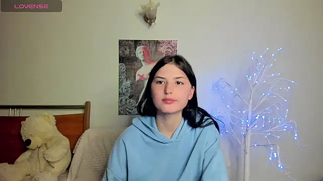 Snapshot of Kira_Devi chatting on May 25, 8:26 pm Kira Devi online show from May 25, 8:26 pm